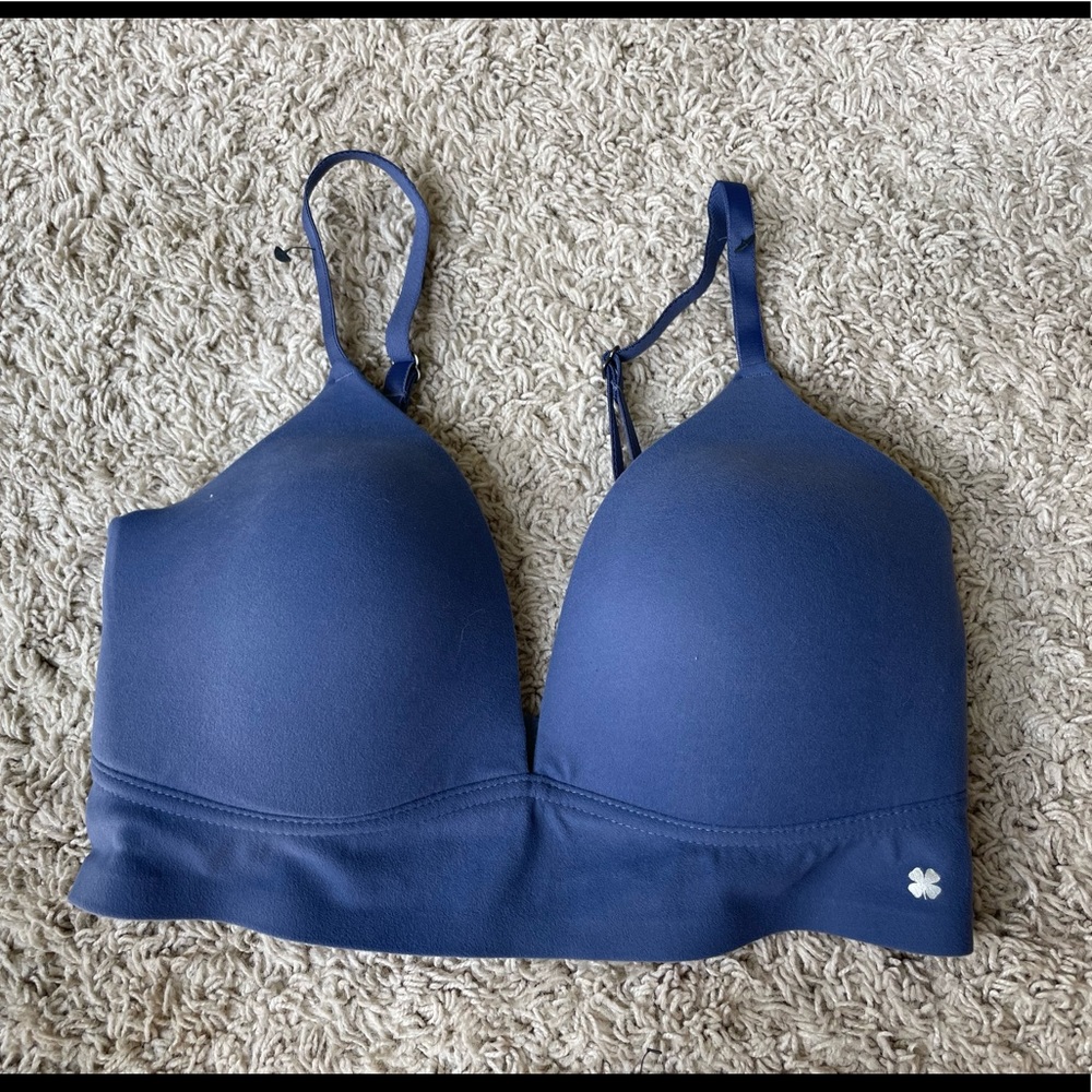 Soft wireless Lucky bras